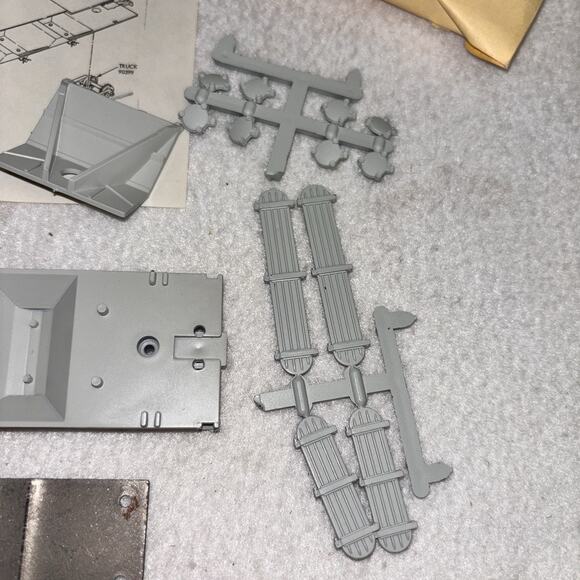 Athearn Trains in Miniature 415 Union Pacific 24023 Gray Bev Del Cntr Flo Hopper - Picture 6 of 8